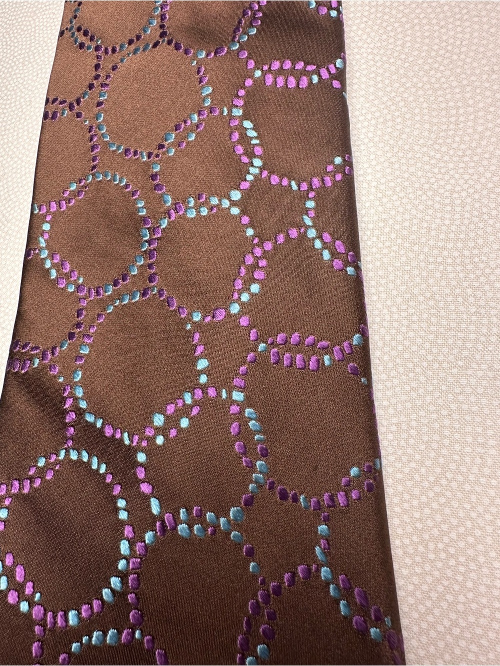 Chelsea by Robert Talbott Brown Silk Tie Purple Blue Circle Geometric USA - Picture 7 of 7